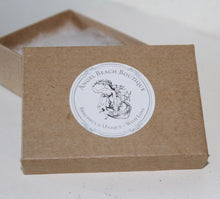 Load image into Gallery viewer, Lovebirds Porcelain Pendant Necklace